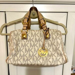 Michael Kors cream leather purse